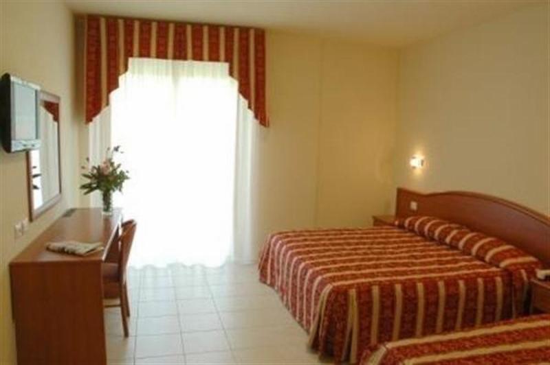 Hotel Roma Residenza Cervia Exterior foto