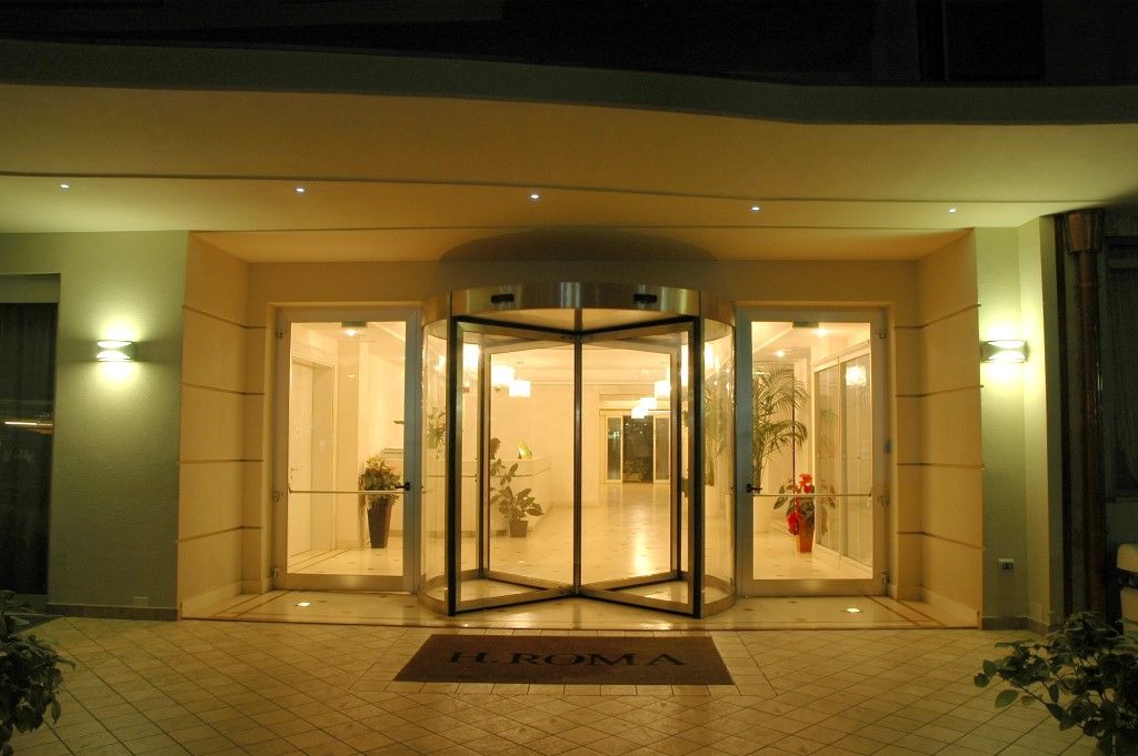 Hotel Roma Residenza Cervia Exterior foto